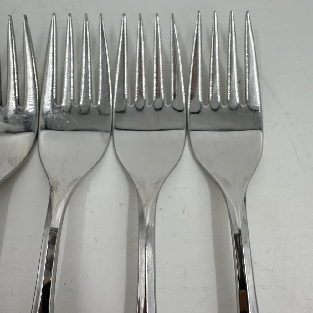 Community Stainless Steel Dinner Forks 8 Piece Leaf Handle Silverware Flatware